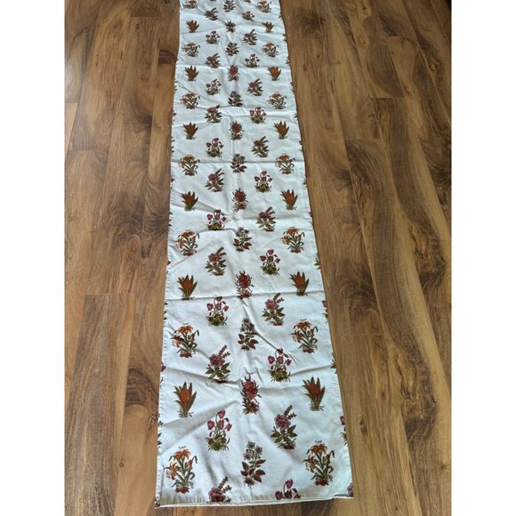Pottery Barn Floral Print Cotton Table Runner 18x108 Inches - Picture 1 of 7